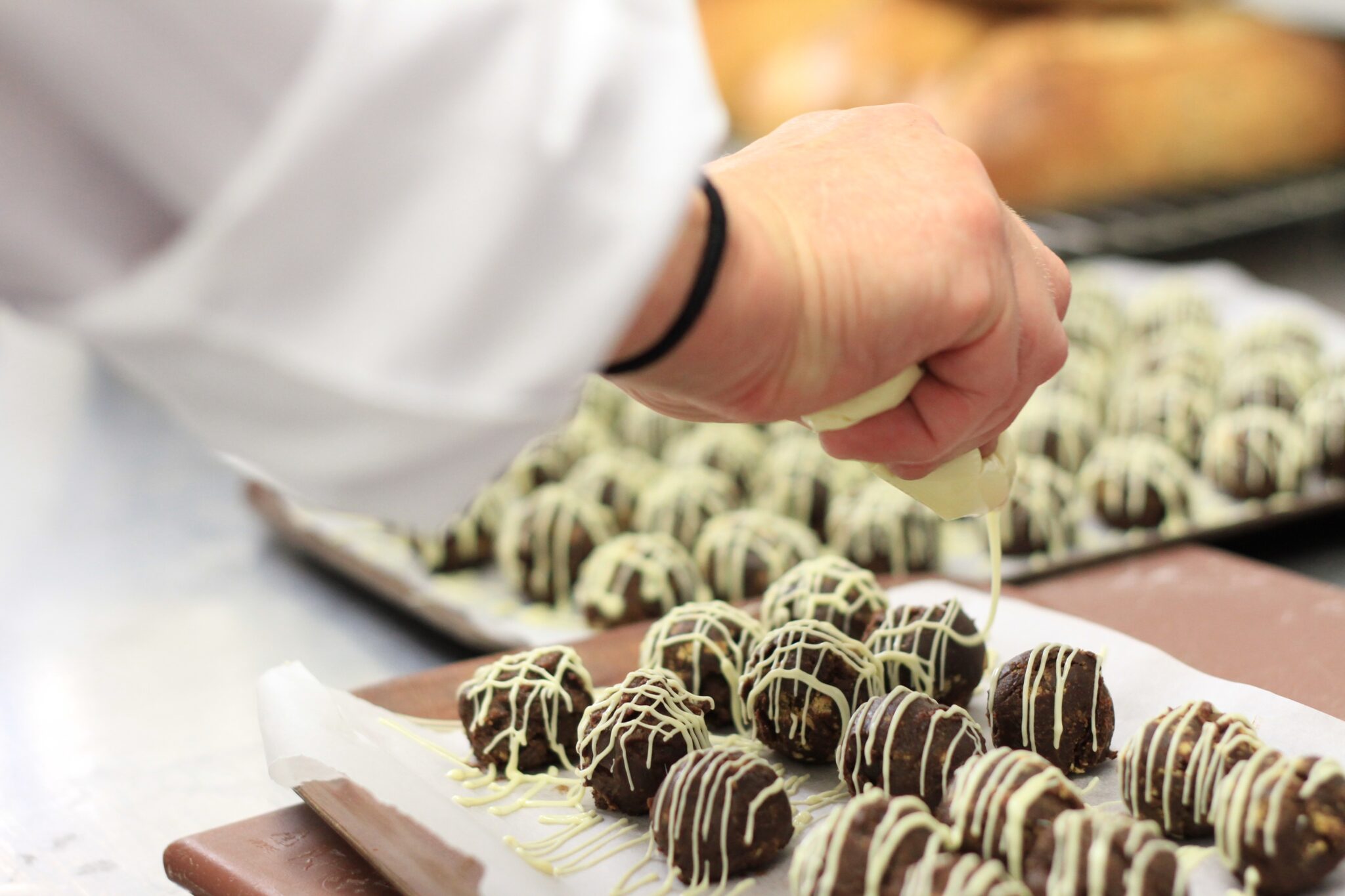 7 SwoonWorthy Chocolate Shops in Northern Wisconsin • Up North Action